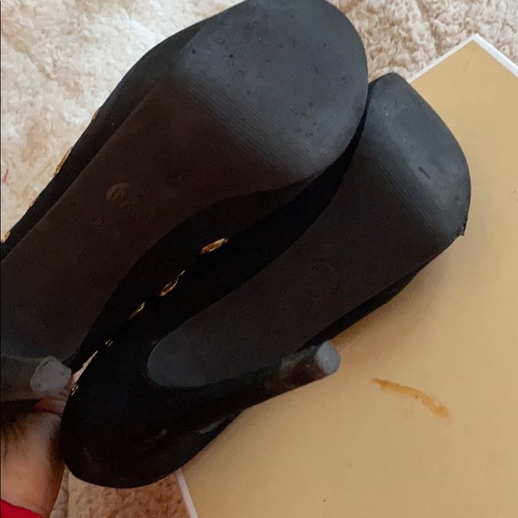 Heels - Picture 4 of 4